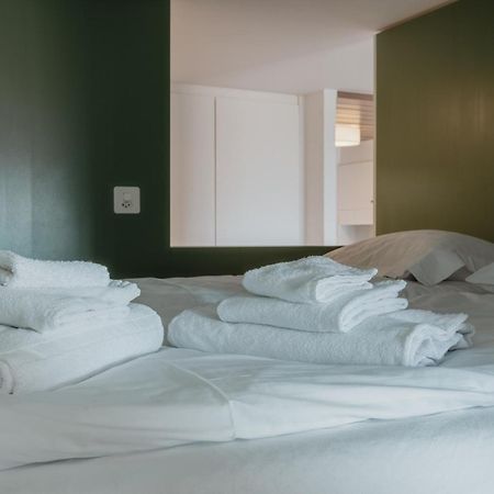 Superbe Appartement Avec Piscine 넨다즈 외부 사진