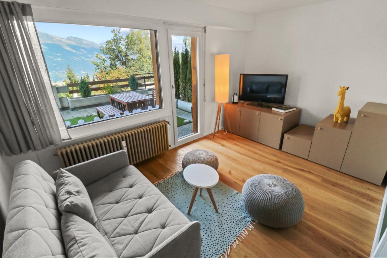 Superbe Appartement Avec Piscine 넨다즈 외부 사진
