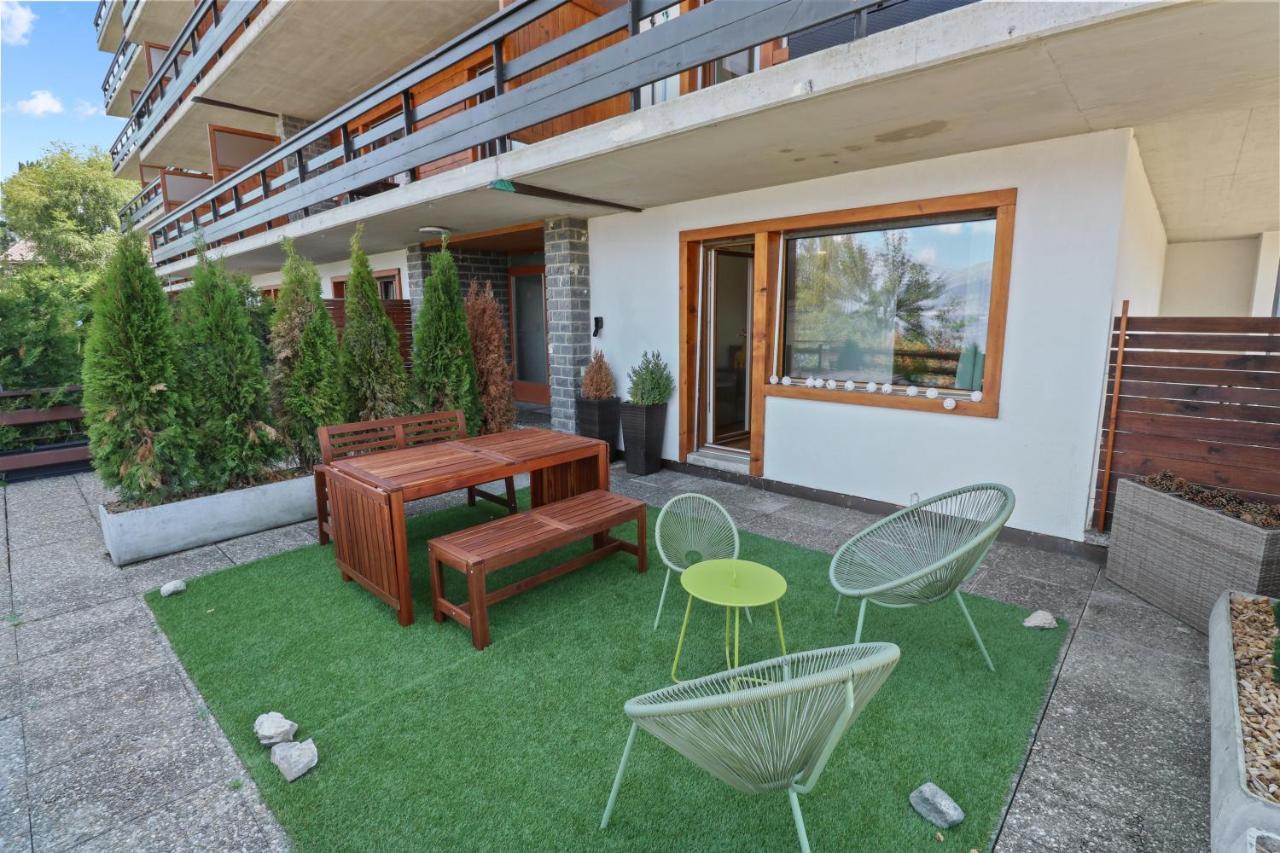 Superbe Appartement Avec Piscine 넨다즈 외부 사진